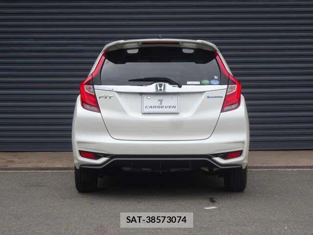 Honda FIT HYBRID 2018-02 7784955-13