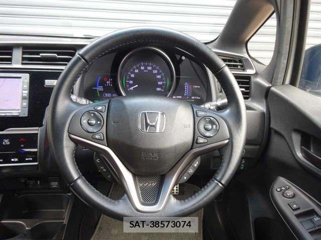 Honda FIT HYBRID 2018-02 7784955-15