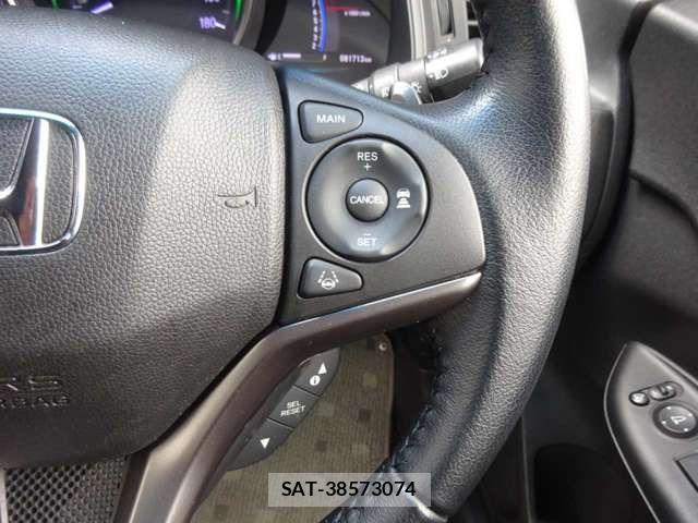 Honda FIT HYBRID 2018-02 7784955-17