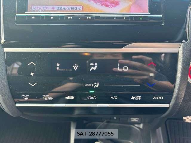 Honda FIT HYBRID 2017-12 7784962-13