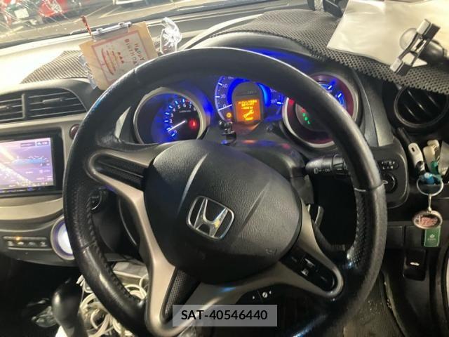 Honda FIT HYBRID 2011-05 7876491-9