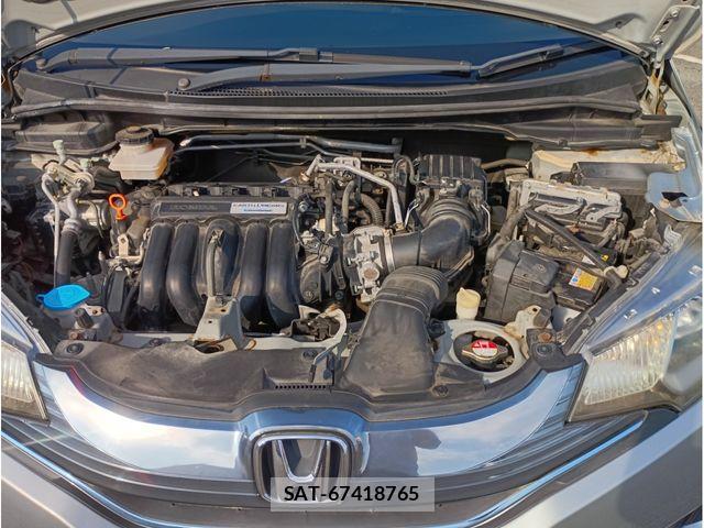 Honda FIT HYBRID 2013-11 7876480-10