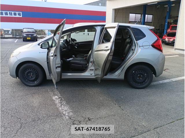 Honda FIT HYBRID 2013-11 7876480-18