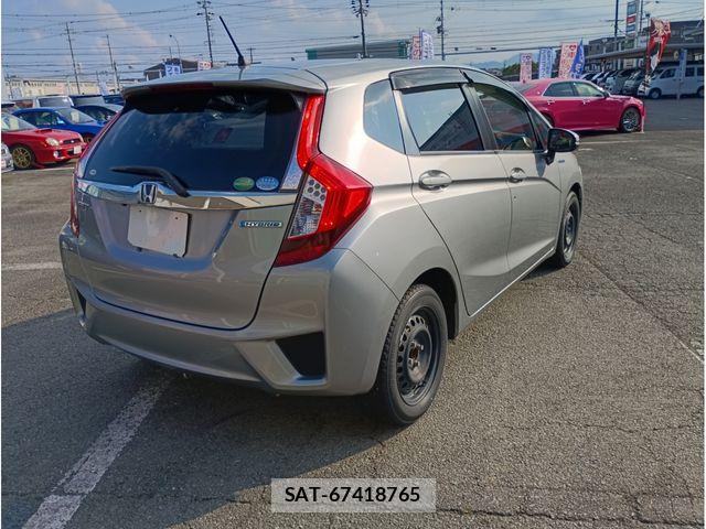 Honda FIT HYBRID 2013-11 7876480-6