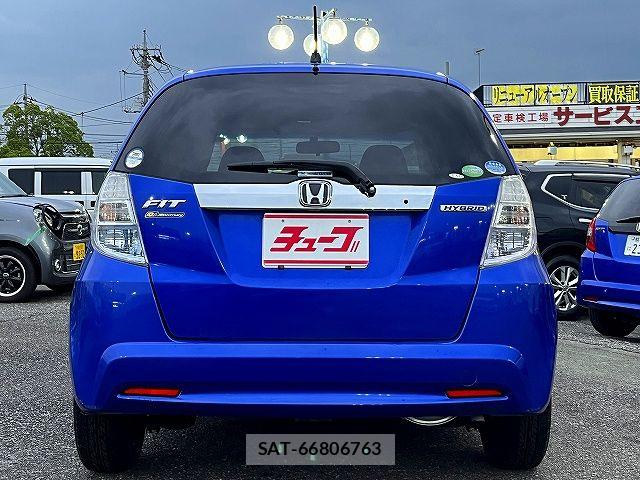 Honda FIT HYBRID 2011-12 7876479-11