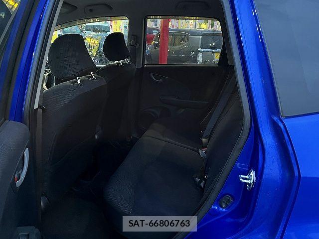 Honda FIT HYBRID 2011-12 7876479-12