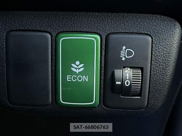 Honda FIT HYBRID 2011-12 7876479-16
