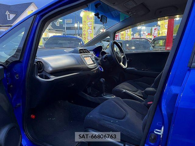 Honda FIT HYBRID 2011-12 7876479-18