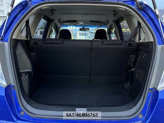 Honda FIT HYBRID 2011-12 7876479-20
