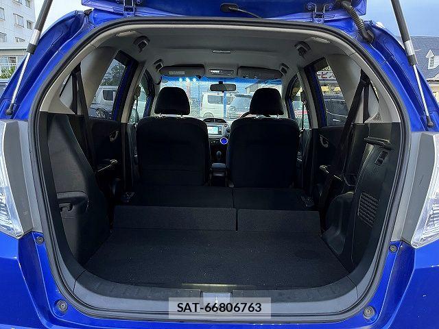 Honda FIT HYBRID 2011-12 7876479-21