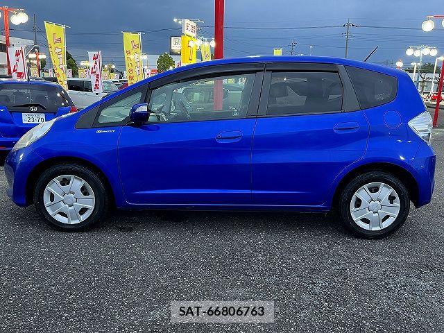 Honda FIT HYBRID 2011-12 7876479-23