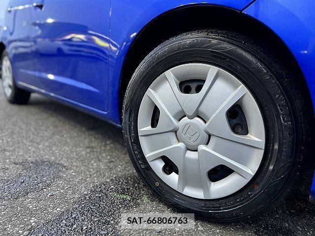 Honda FIT HYBRID 2011-12 7876479-26