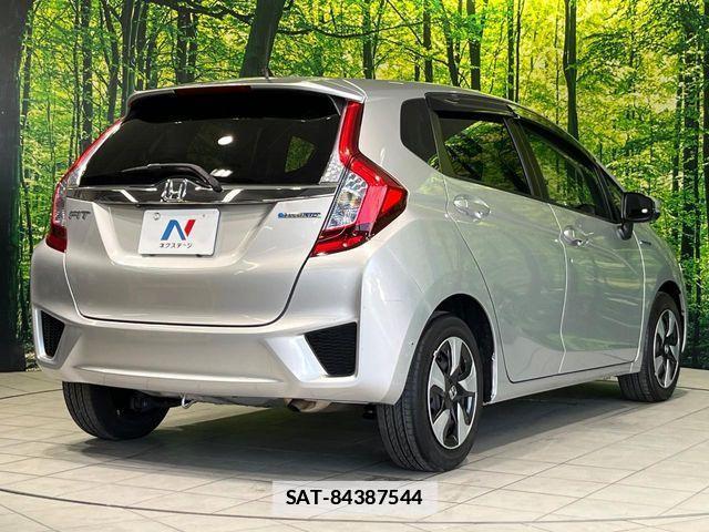 Honda FIT HYBRID 2016-09 7876475-16
