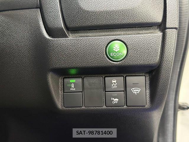 Honda FIT HYBRID 2013-12 7876477-13