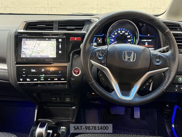 Honda FIT HYBRID 2013-12 7876477-1