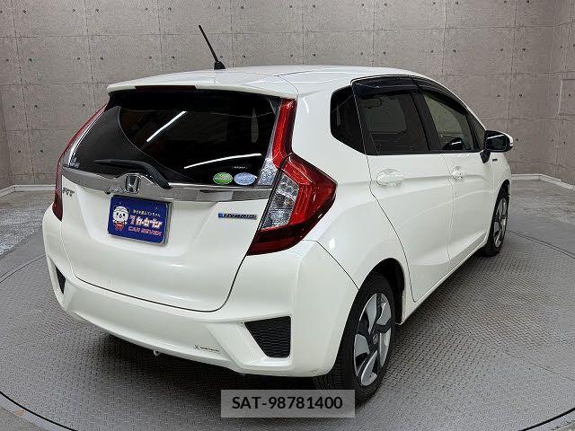 Honda FIT HYBRID 2013-12 7876477-2