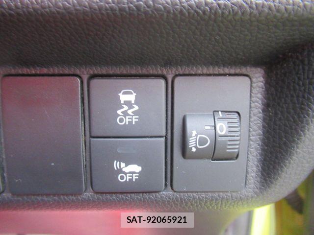 Honda FIT HYBRID 2014-05 7876486-24