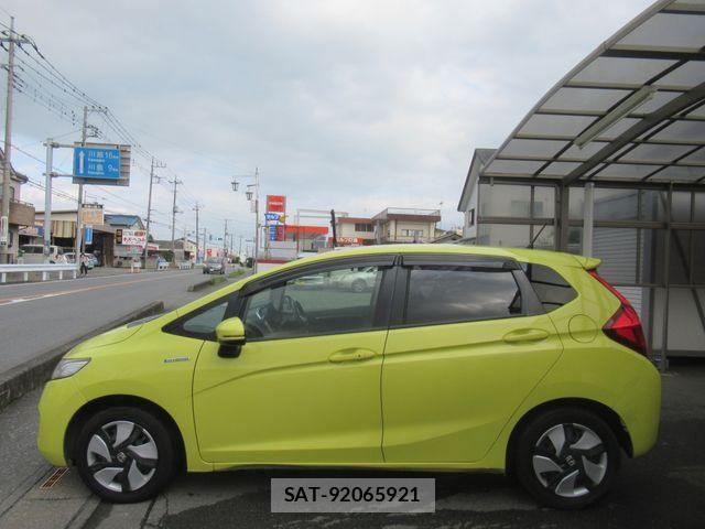 Honda FIT HYBRID 2014-05 7876486-3