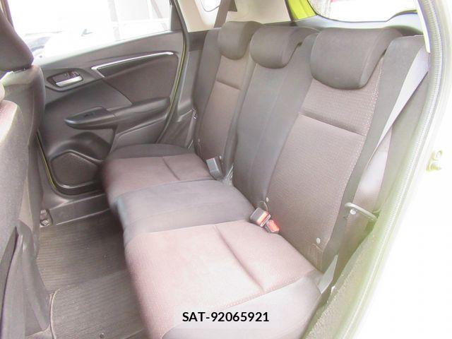 Honda FIT HYBRID 2014-05 7876486-7