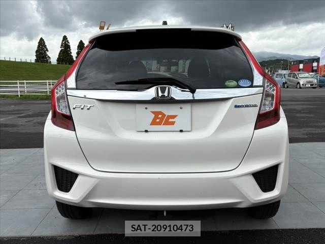 Honda FIT HYBRID 2017-06 7876473-13