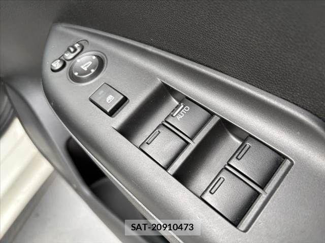 Honda FIT HYBRID 2017-06 7876473-21