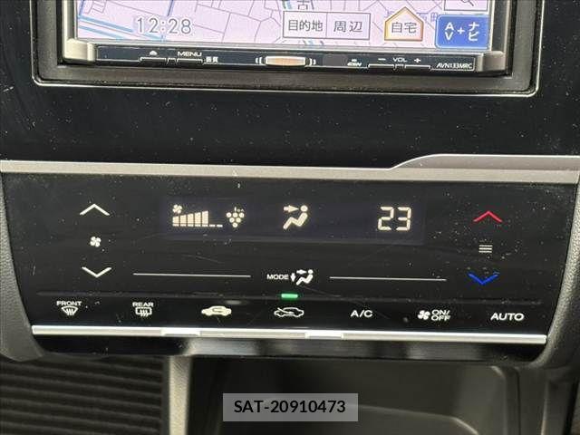 Honda FIT HYBRID 2017-06 7876473-2