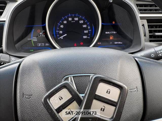 Honda FIT HYBRID 2017-06 7876473-29