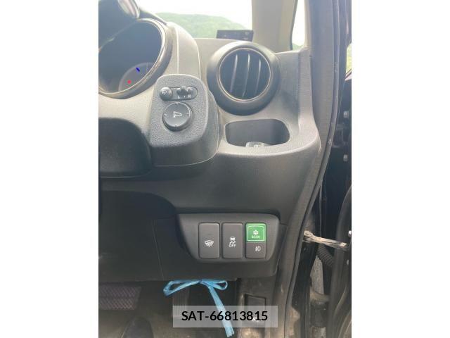 Honda FIT HYBRID 2013-07 7876488-15