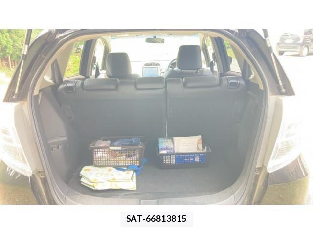 Honda FIT HYBRID 2013-07 7876488-23