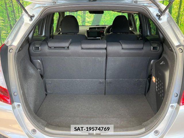 Honda FIT HYBRID 2013-11 7876478-9