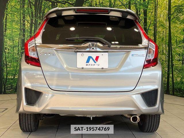 Honda FIT HYBRID 2013-11 7876478-14