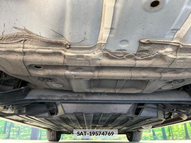 Honda FIT HYBRID 2013-11 7876478-18