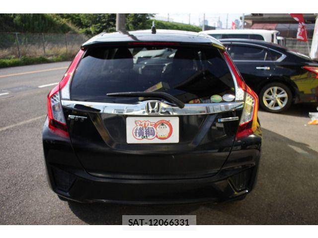 Honda FIT HYBRID 2016-03 7876472-13