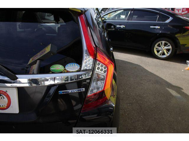 Honda FIT HYBRID 2016-03 7876472-15