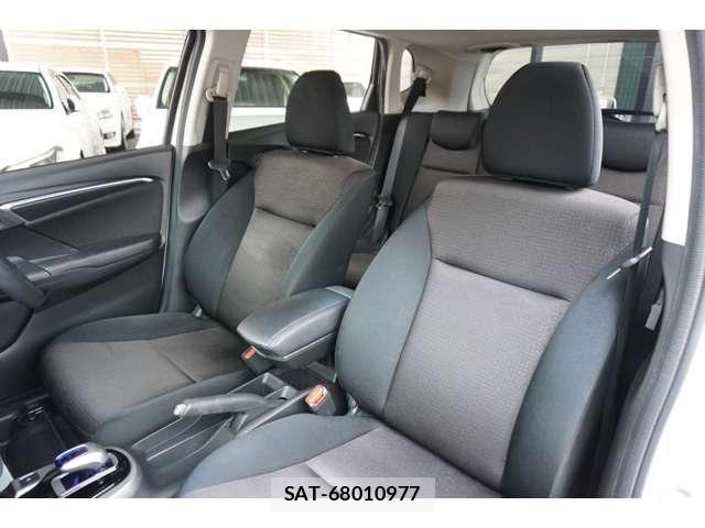 Honda FIT HYBRID 2014-05 7876483-16
