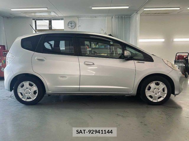 Honda FIT HYBRID 2012-03 7902613-23