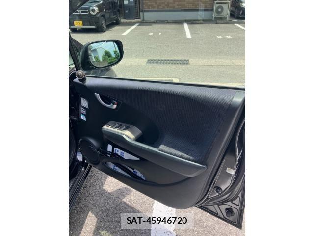 Honda FIT HYBRID 2012-07 7961651-14