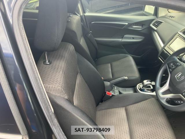 Honda FIT HYBRID 2018-06 7961647-11