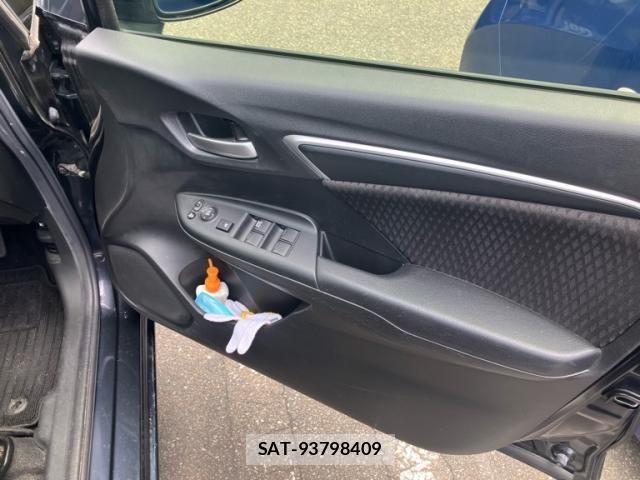 Honda FIT HYBRID 2018-06 7961647-6