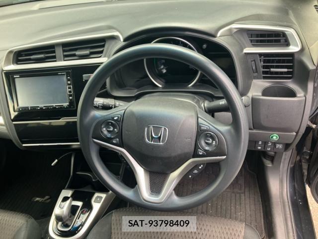 Honda FIT HYBRID 2018-06 7961647-8
