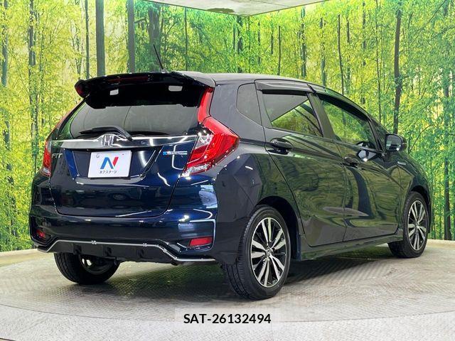 Honda FIT HYBRID 2017-07 7961646-16