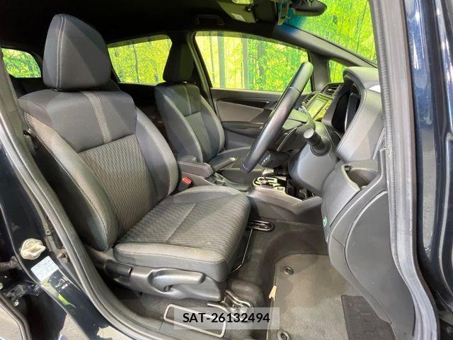 Honda FIT HYBRID 2017-07 7961646-8