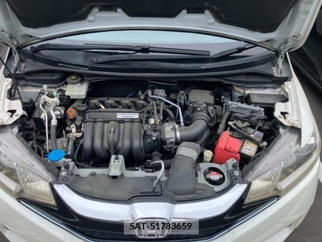 Honda FIT HYBRID 2016-03 7979237-15
