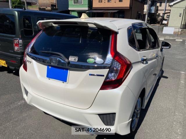 Honda FIT HYBRID 2013-12 7979238-8