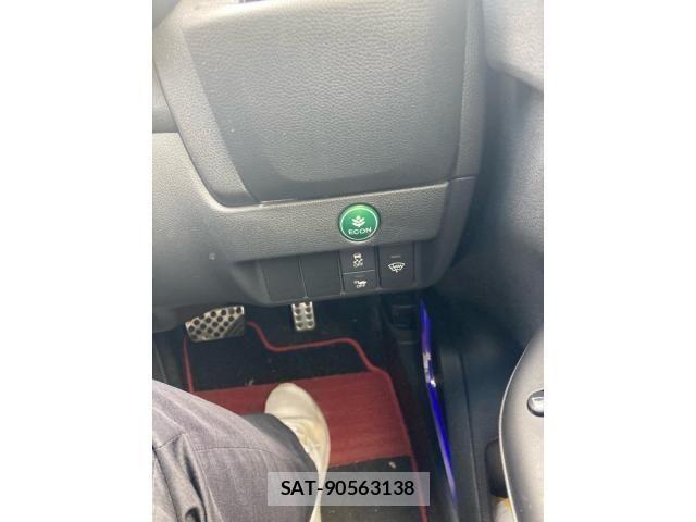 Honda FIT HYBRID 2014-01 7979236-15