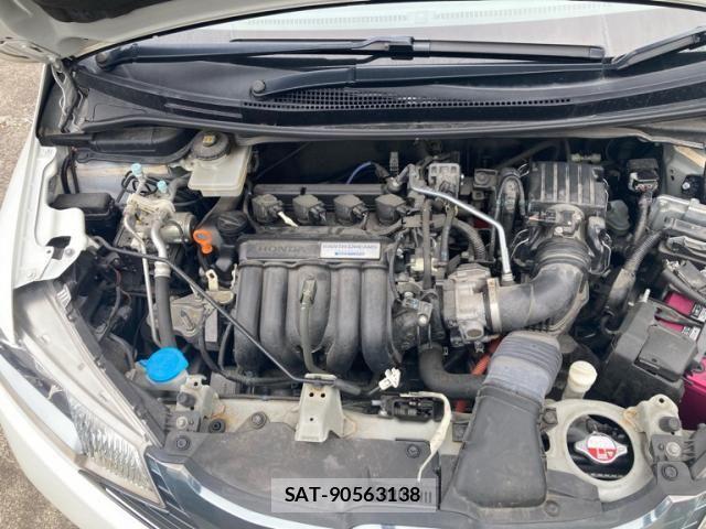 Honda FIT HYBRID 2014-01 7979236-21