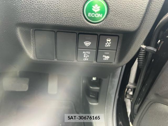 Honda FIT HYBRID 2015-12 8035572-16