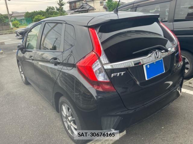 Honda FIT HYBRID 2015-12 8035572-2