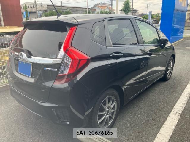 Honda FIT HYBRID 2015-12 8035572-3