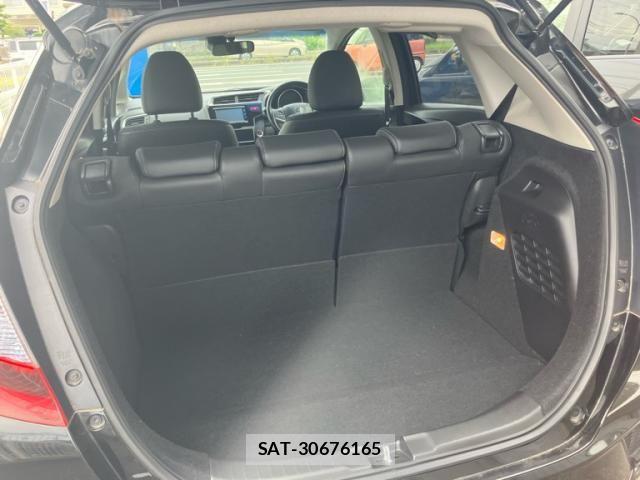 Honda FIT HYBRID 2015-12 8035572-5
